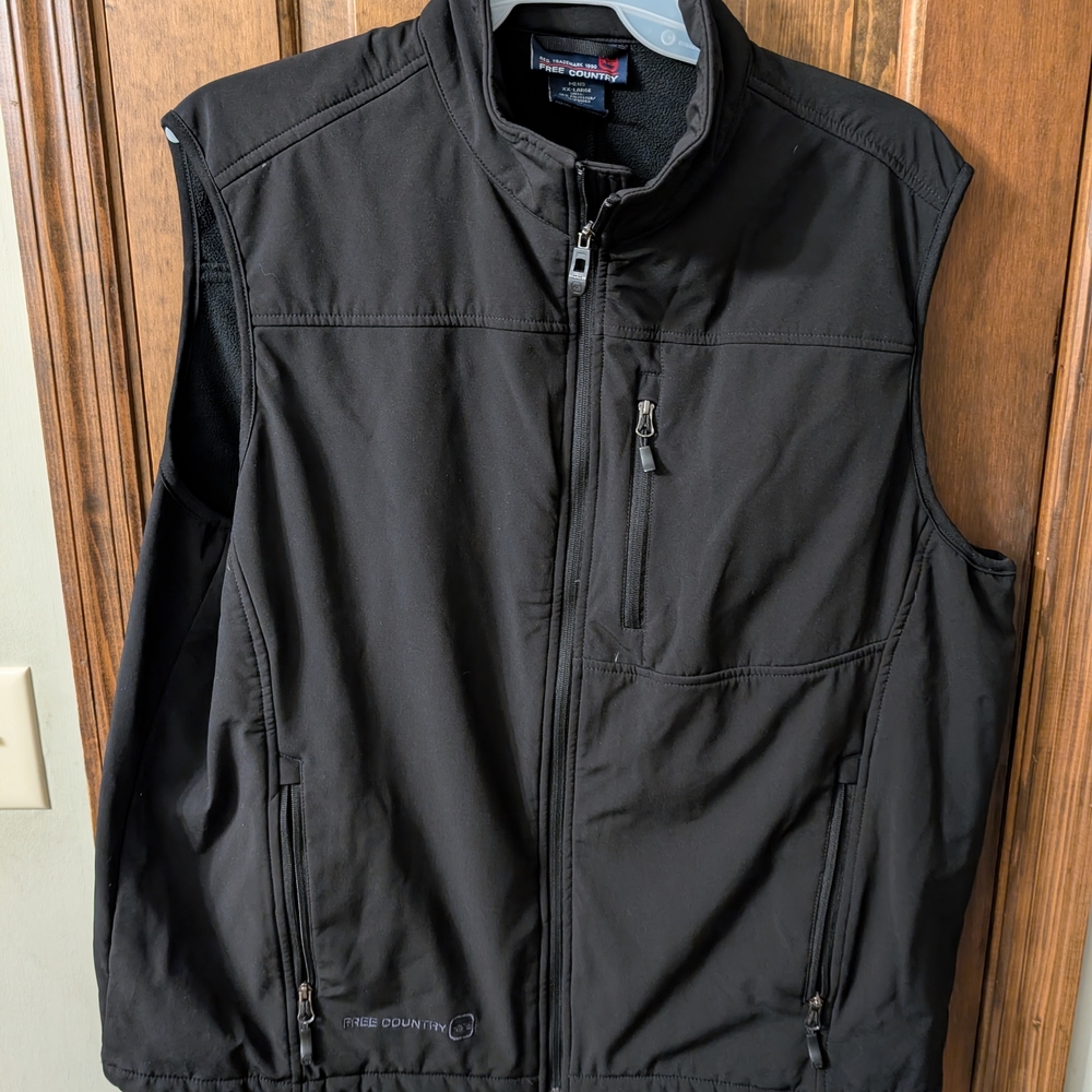 Men's Black Softshell Vest